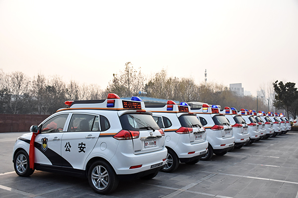云南新平縣公安局通過公安部警采中心采購16臺(tái)SUV電動(dòng)巡邏車(圖5)