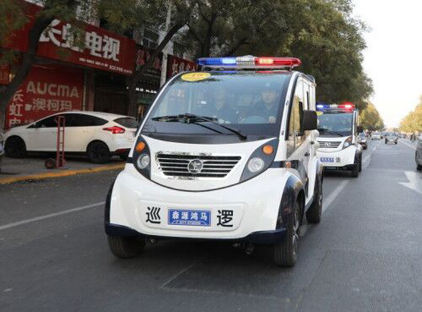 山東龍口20輛電動巡邏車街頭執(zhí)勤(圖1)