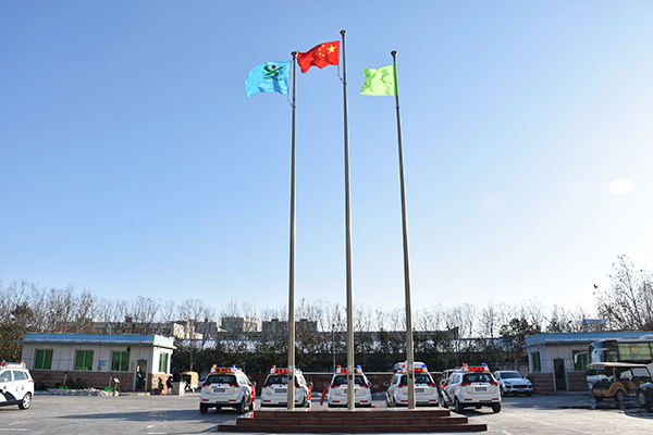 浙江紹興市通過(guò)公安部警采中心采購(gòu)SUV電動(dòng)巡邏車(圖5)