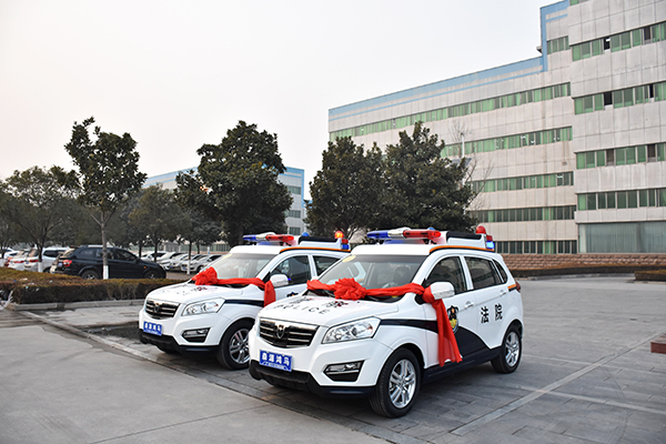 河南魯山縣采購SUV電動巡邏車(圖2)