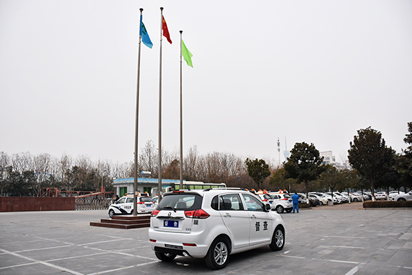 鄭州管城區(qū)采購(gòu)SUV電動(dòng)督查車(chē)(圖4)