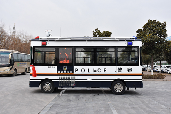 江西安義縣公安局采購移動(dòng)警務(wù)室(圖4)