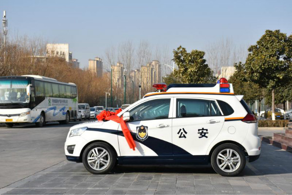 焦作博愛(ài)縣公安局通過(guò)公安部警采中心采購(gòu)10臺(tái)SUV電動(dòng)巡邏車(圖3)
