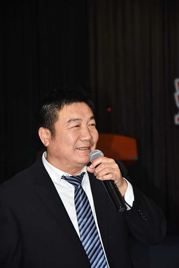 狼性開拓市場(chǎng)?文化凝聚人心——森源鴻馬全力打造狼性營銷鐵軍(圖7) 狼性開拓市場(chǎng)?文化凝聚人心——森源鴻馬全力打造狼性營銷鐵軍(圖7)