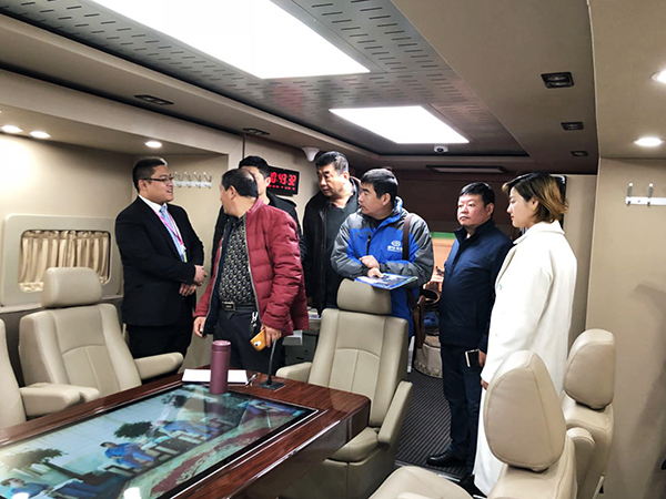 展會(huì)聚焦//森源鴻馬新能源專用車亮相第六屆國(guó)際新能源汽車展(圖8) 展會(huì)聚焦//森源鴻馬新能源專用車亮相第六屆國(guó)際新能源汽車展(圖8)