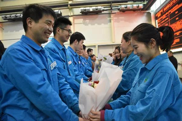與美麗同行 給心情放假——森源鴻馬喜迎3·8女神節(jié)(圖2) 與美麗同行 給心情放假——森源鴻馬喜迎3·8女神節(jié)(圖2)