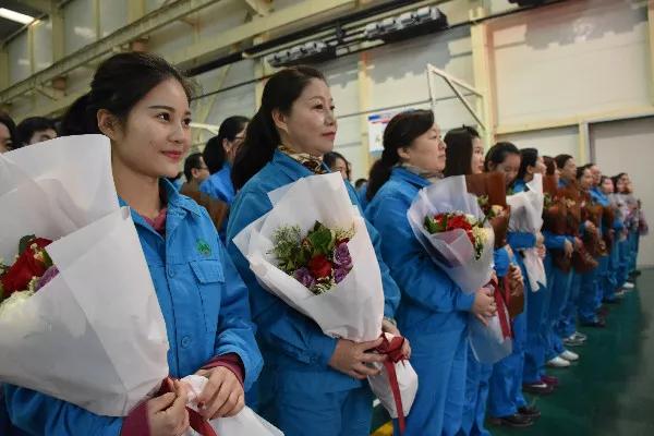 與美麗同行 給心情放假——森源鴻馬喜迎3·8女神節(jié)(圖3) 與美麗同行 給心情放假——森源鴻馬喜迎3·8女神節(jié)(圖3)
