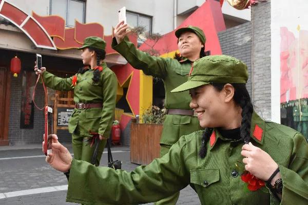 與美麗同行 給心情放假——森源鴻馬喜迎3·8女神節(jié)(圖23) 與美麗同行 給心情放假——森源鴻馬喜迎3·8女神節(jié)(圖23)