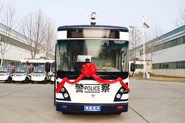 兩會安保系列報道（十一）鄭州市公安局移動警務室發(fā)車(圖1)