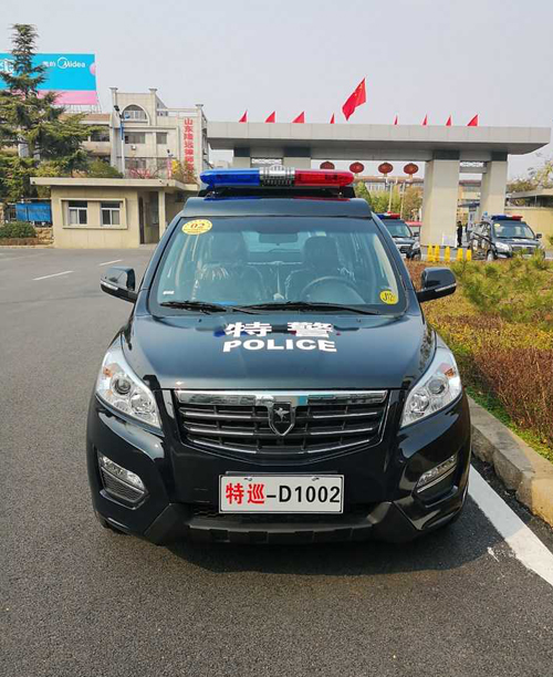 山東棗莊//10輛電動(dòng)巡邏車上崗   警力跟著警情走(圖2)