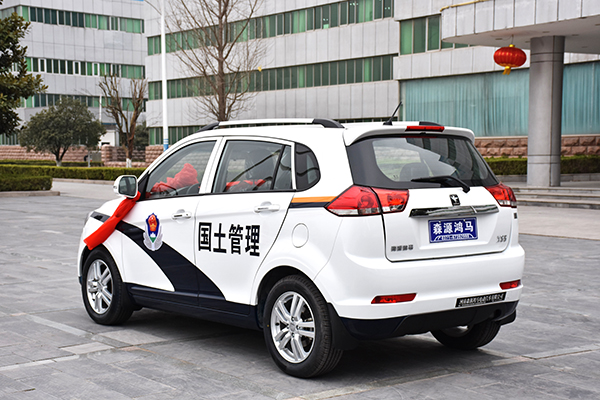 蘭考縣國(guó)土局采購(gòu)SUV電動(dòng)巡邏車(chē)(圖4)