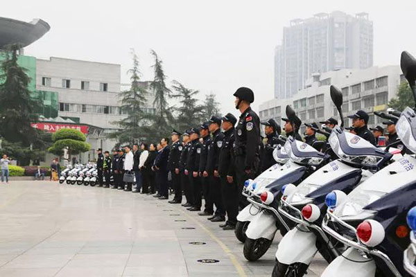 四川瀘縣駐村輔警喜添環(huán)保、實用新裝備，從此巡邏服務(wù)如虎添翼(圖9)