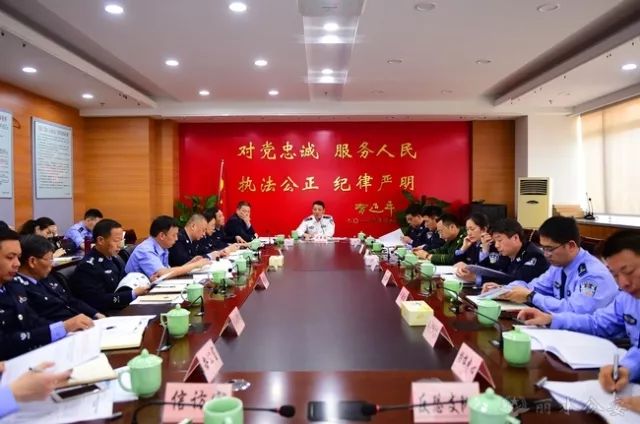 2018麗水半程馬拉松  移動(dòng)警務(wù)室安保在線(圖2)