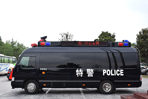 山東龍口市通過公安部警采中心采購(gòu)裝備運(yùn)輸車與移動(dòng)指揮車(圖7)