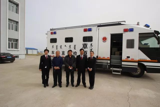 新左旗檢察院“草原檢察直通車”投入使用 駛進基層開展公益訴訟宣傳(圖7)