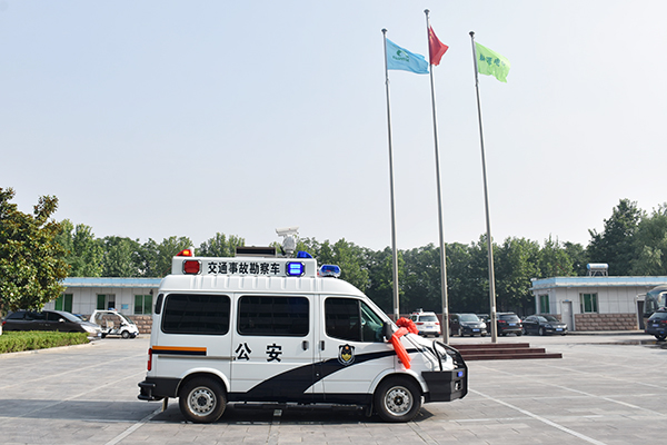 山東棗莊市通過(guò)公安部警采中心采購(gòu)交通事故勘察車(圖3)