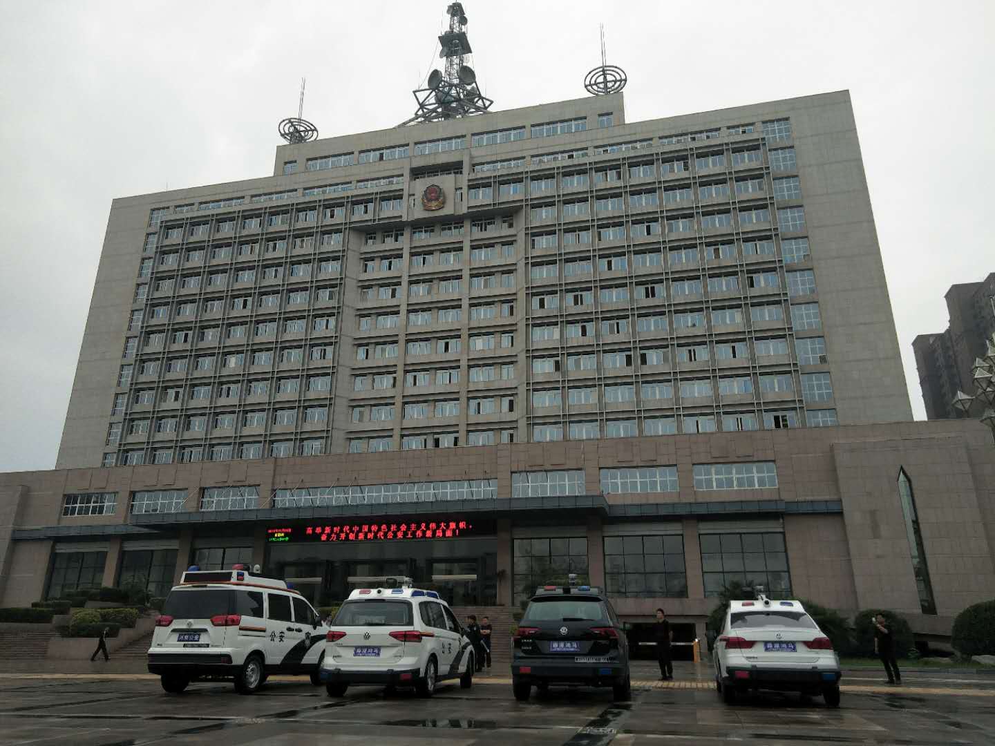 河南省公安機關(guān)警用多功能巡邏車巡展試用再次出發(fā)(圖13)