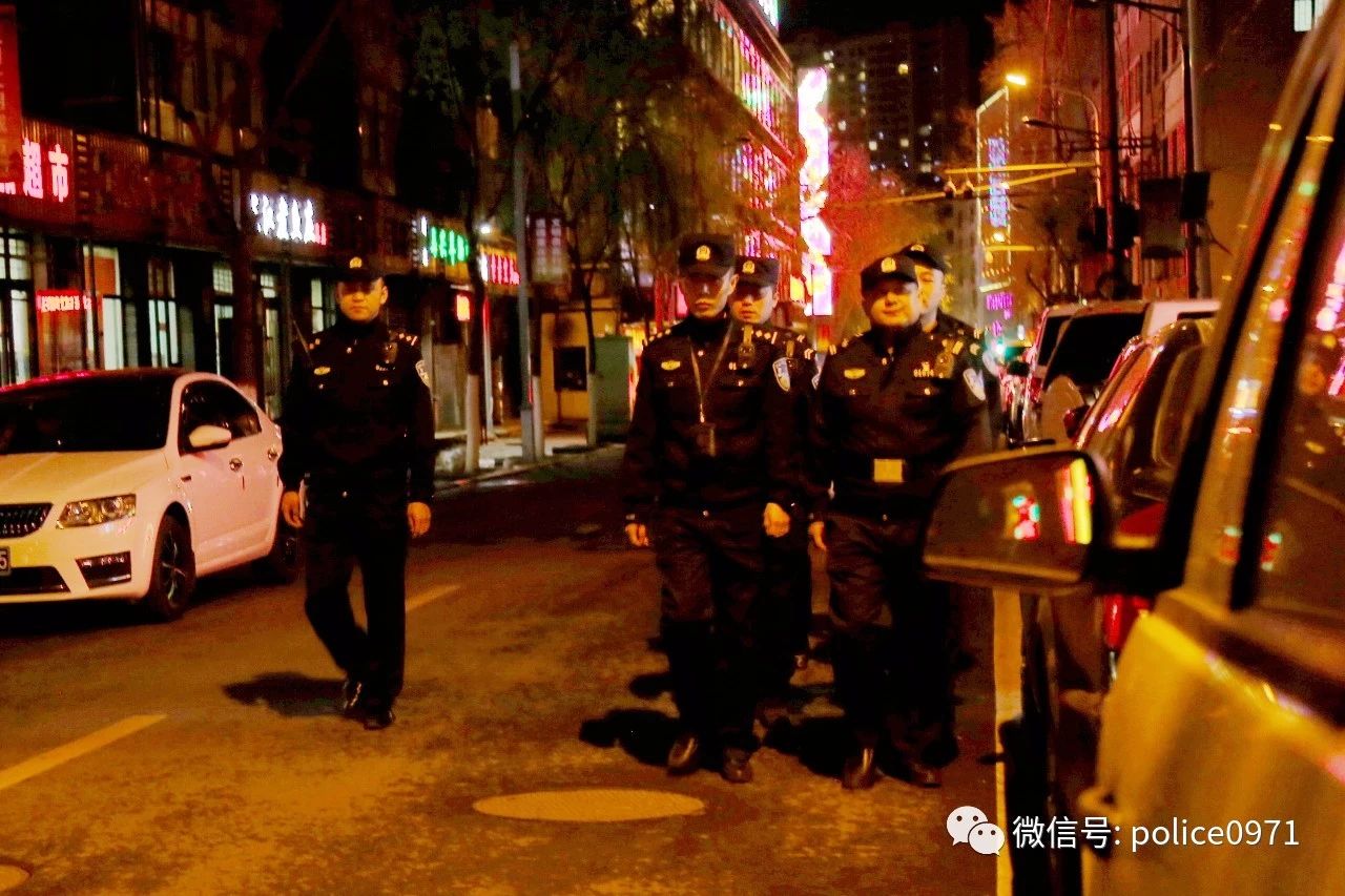因?yàn)槲覀兪蔷?，所以我們不能?...(圖2)
