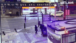 因?yàn)槲覀兪蔷?，所以我們不能?...(圖18)