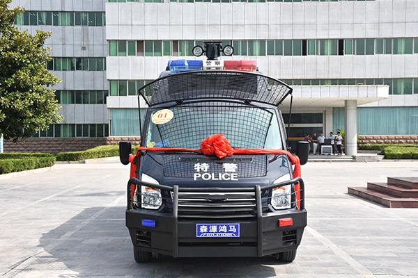 平頂山葉縣公安局采購(gòu)防暴運(yùn)兵車(圖1)