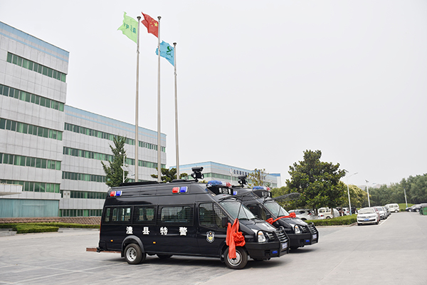 湖南澧縣公安局采購(gòu)防暴運(yùn)兵車(chē)(圖2)