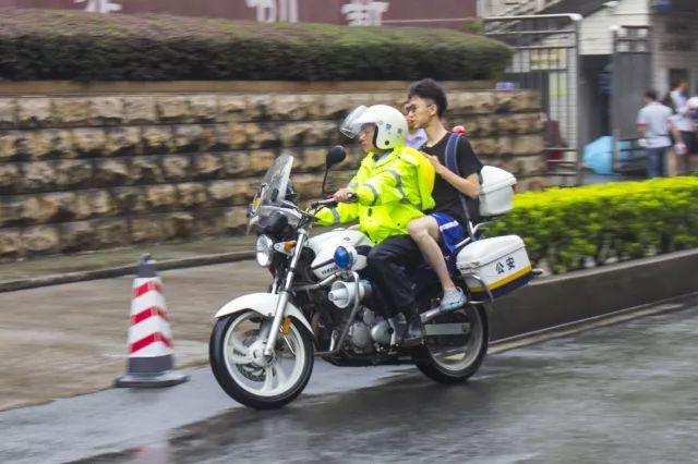 梅州市公安機關29項安保便民措施護航高考受廣泛好評(圖9)