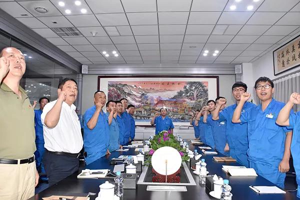 “不忘初心跟黨走 牢記使命做貢獻”——森源鴻馬舉行慶“七一”學習交流活(圖4)