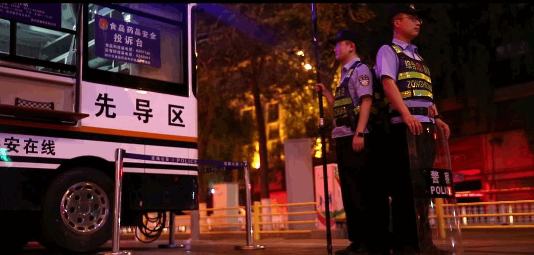 那一抹“綠”是這座城市最溫情的路標(圖1) 那一抹“綠”是這座城市最溫情的路標(圖1)