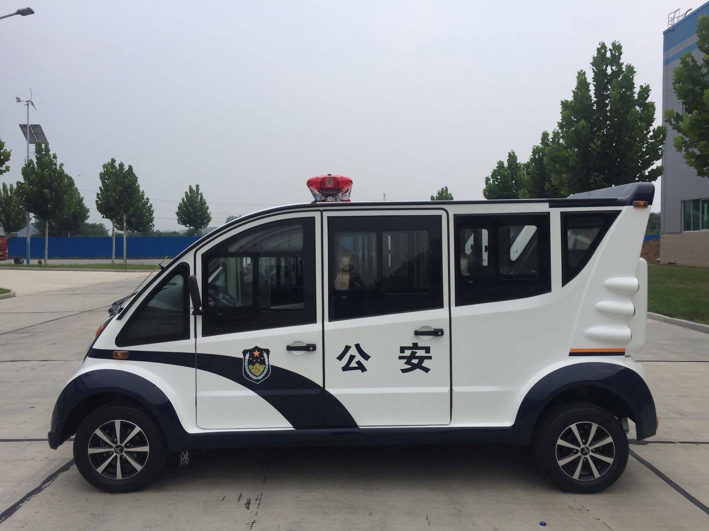甘肅省成縣公安局通過公安部警采中心采購電動巡邏車(圖3)