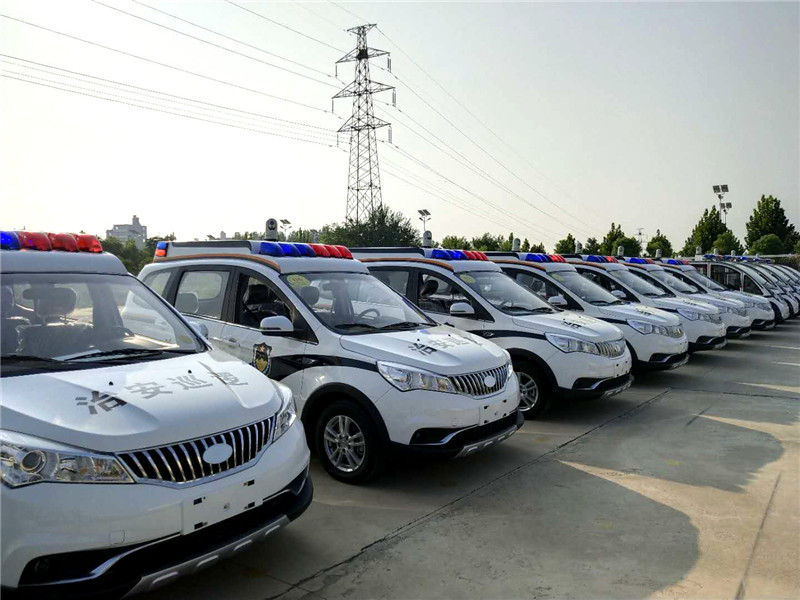 南陽(yáng)內(nèi)鄉(xiāng)縣為基層獎(jiǎng)勵(lì)電動(dòng)巡邏車(圖6)