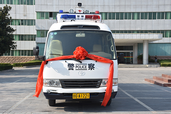 吉林白城警用應(yīng)急指揮車發(fā)車——打造智慧平臺??助推智慧警務(wù)建設(shè)(圖2) 吉林白城警用應(yīng)急指揮車發(fā)車——打造智慧平臺??助推智慧警務(wù)建設(shè)(圖2)