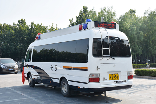 吉林白城警用應(yīng)急指揮車發(fā)車——打造智慧平臺??助推智慧警務(wù)建設(shè)(圖5) 吉林白城警用應(yīng)急指揮車發(fā)車——打造智慧平臺??助推智慧警務(wù)建設(shè)(圖5)
