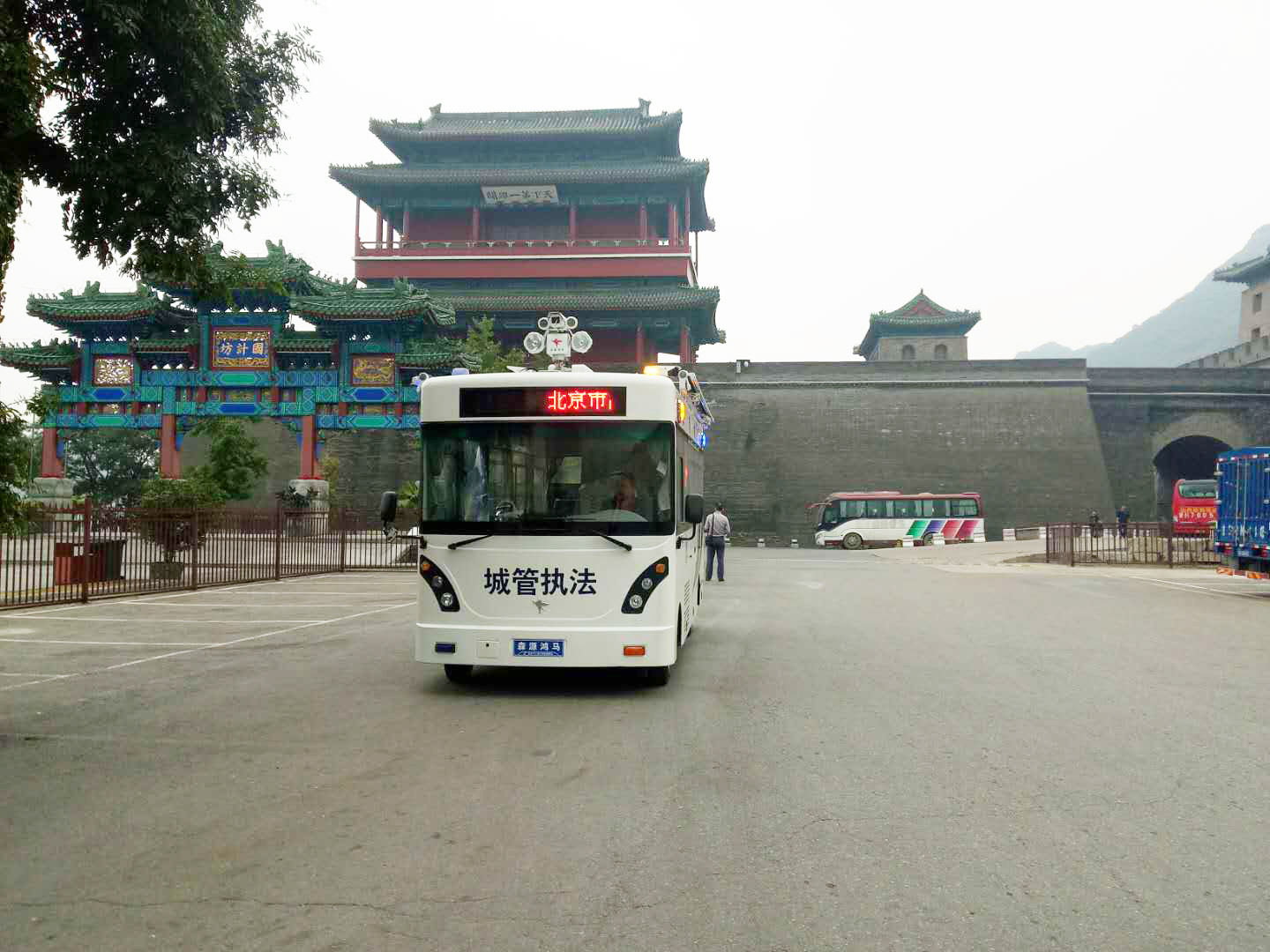 北京采購的移動執(zhí)法站列裝上崗(圖2)