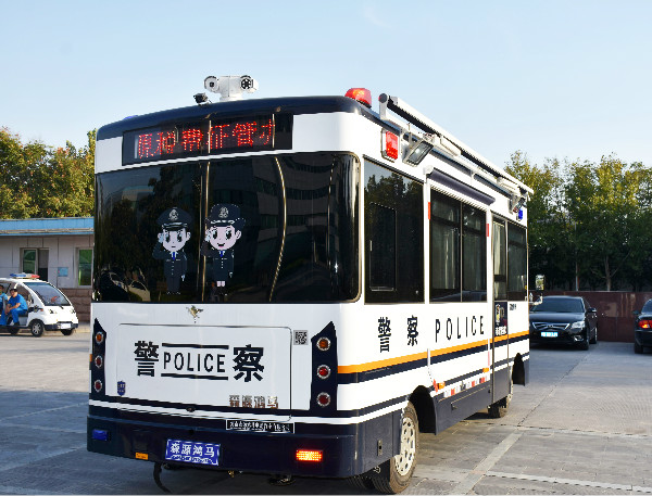 河南平頂山采購(gòu)移動(dòng)拓展警務(wù)室(圖4)