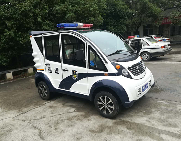 江西南昌采購的電動巡邏車列裝上崗(圖1)