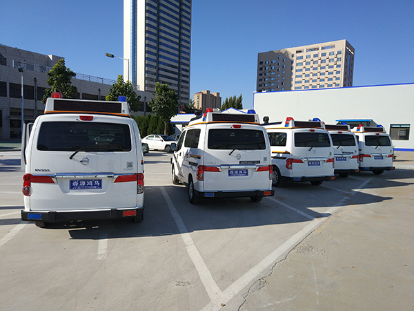 山東煙臺(tái)采購(gòu)的警用多功能巡邏車(chē)列裝上崗(圖3)