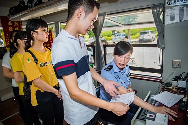 梅州||最新最全的“一窗通辦”移動警務(wù)車服務(wù)點(diǎn)和派出所名單出爐啦！(圖7)