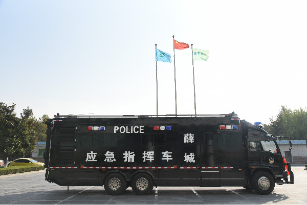 山東棗莊采購移動指揮方艙(圖7) 山東棗莊采購移動指揮方艙(圖7)