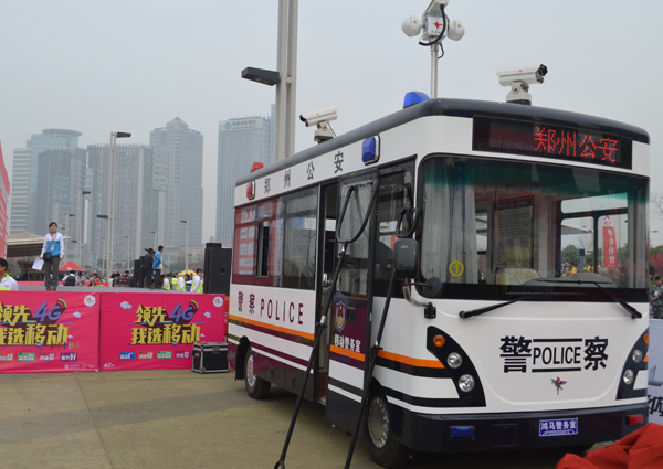 鄭州國際馬拉松開跑！除了8000警力護(hù)航，還有它！(圖3)