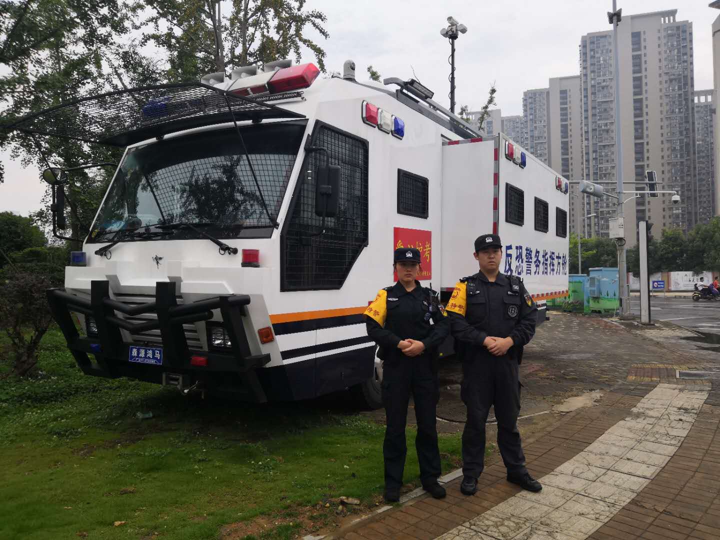 花開警營別樣紅 巾幗建功展風(fēng)采(圖2) 花開警營別樣紅 巾幗建功展風(fēng)采(圖2)