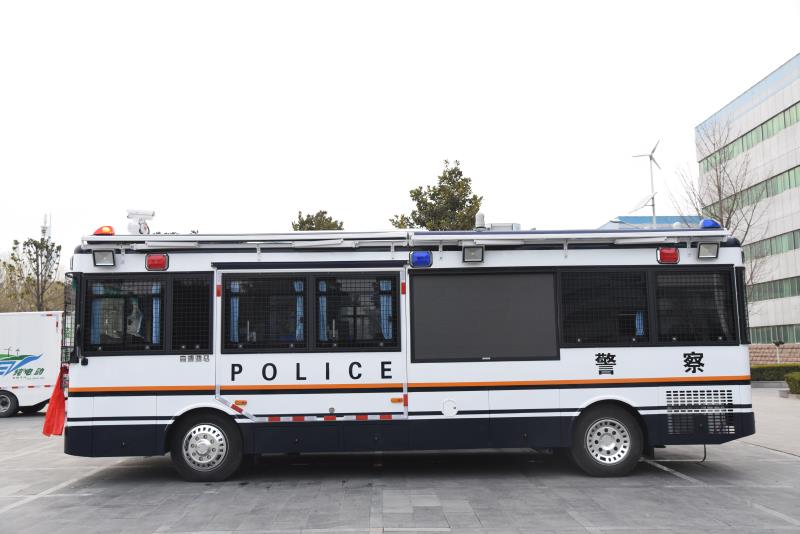 湖南婁底市移動(dòng)警務(wù)工作站向“城市快警”報(bào)到(圖3)