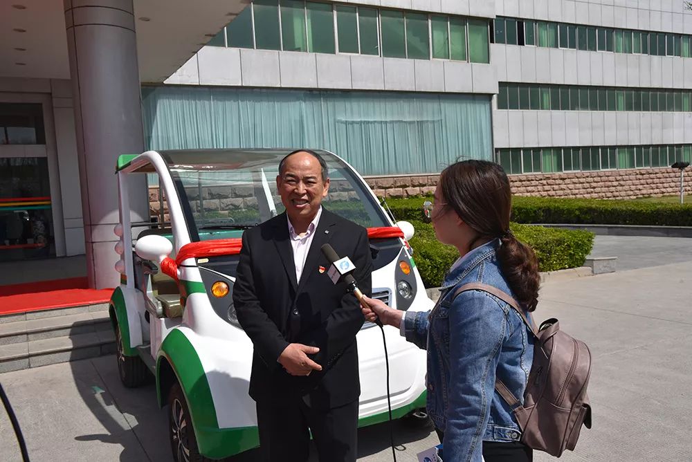 不忘初心 關(guān)愛老區(qū)—— 愛心企業(yè)森源鴻馬捐贈電動車助力農(nóng)村精準扶貧(圖15) 不忘初心 關(guān)愛老區(qū)—— 愛心企業(yè)森源鴻馬捐贈電動車助力農(nóng)村精準扶貧(圖15)
