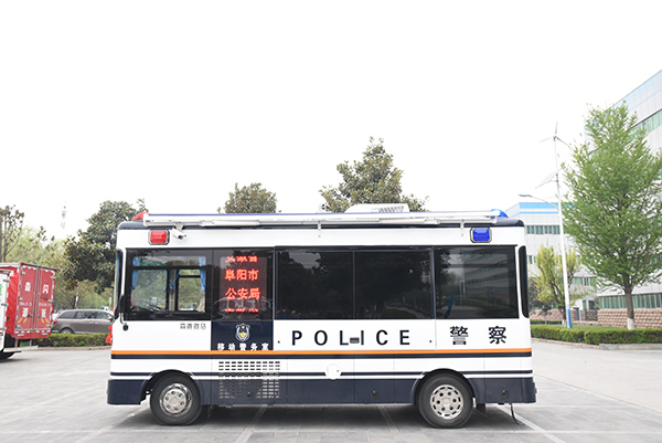 屯警街面  常態(tài)巡邏——安徽阜陽移動警務(wù)室再出發(fā)(圖4)