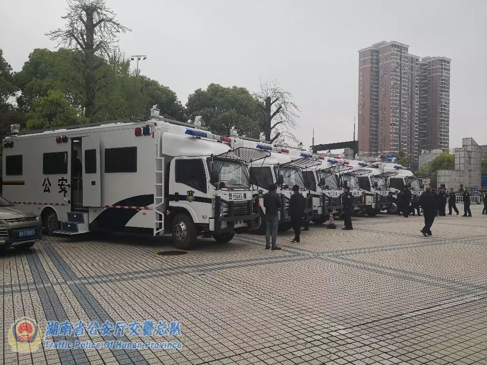 湖南公安廳交警總隊(duì)舉辦高速交警移動(dòng)執(zhí)法服務(wù)站培訓(xùn)班(圖3) 湖南公安廳交警總隊(duì)舉辦高速交警移動(dòng)執(zhí)法服務(wù)站培訓(xùn)班(圖3)