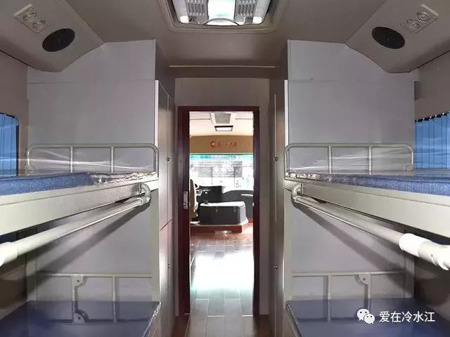 “快警”來了！冷江公安“城市快警”平臺亮相銻都街頭(圖9)