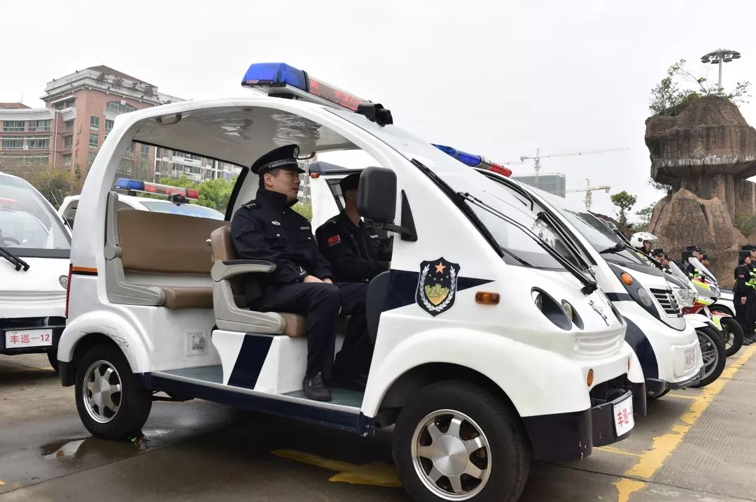 【豐澤110 守護(hù)您平安】豐澤公安110接處警改革 處警最快1分鐘到達(dá)(圖6) 【豐澤110 守護(hù)您平安】豐澤公安110接處警改革 處警最快1分鐘到達(dá)(圖6)