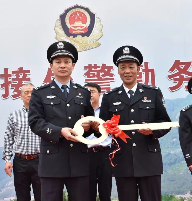 【豐澤110 守護(hù)您平安】豐澤公安110接處警改革 處警最快1分鐘到達(dá)(圖9) 【豐澤110 守護(hù)您平安】豐澤公安110接處警改革 處警最快1分鐘到達(dá)(圖9)