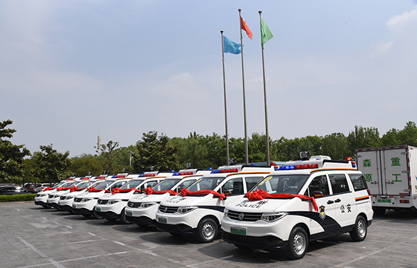周口商水縣通過公安部警采中心采購警用多功能巡邏車(圖2)