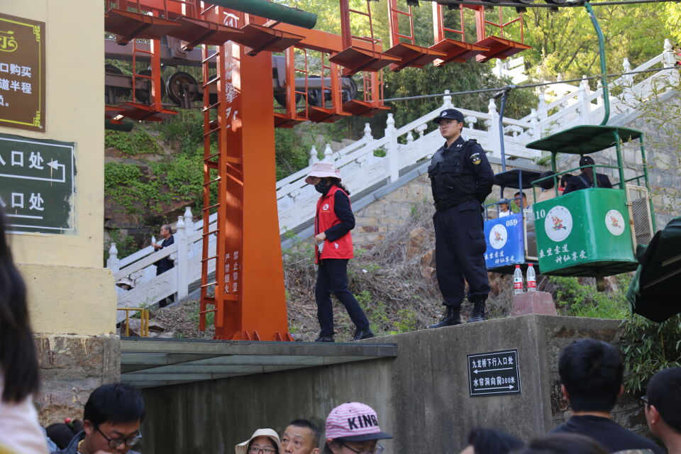 五一，邀您共賞花果山美“警”(圖7)
