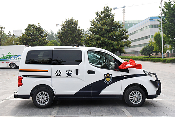 雷霆萬鈞掃魍魎，高擎利劍保安寧！ 廣東化州市采購10臺警用多功能押解車(圖4)